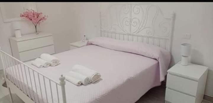 Bed and Breakfast Anna'S House Таранто Экстерьер фото